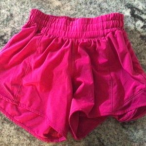 Lululemon 4” shorts